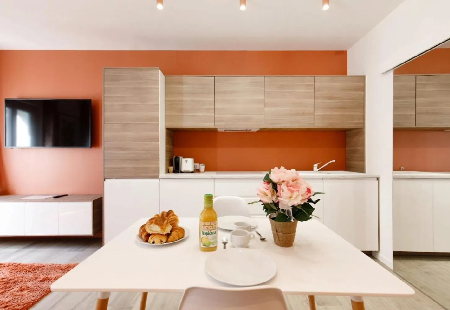 Studio Orange, Hypercentre A 2Minutes Du Palais Des Congres Cannes France