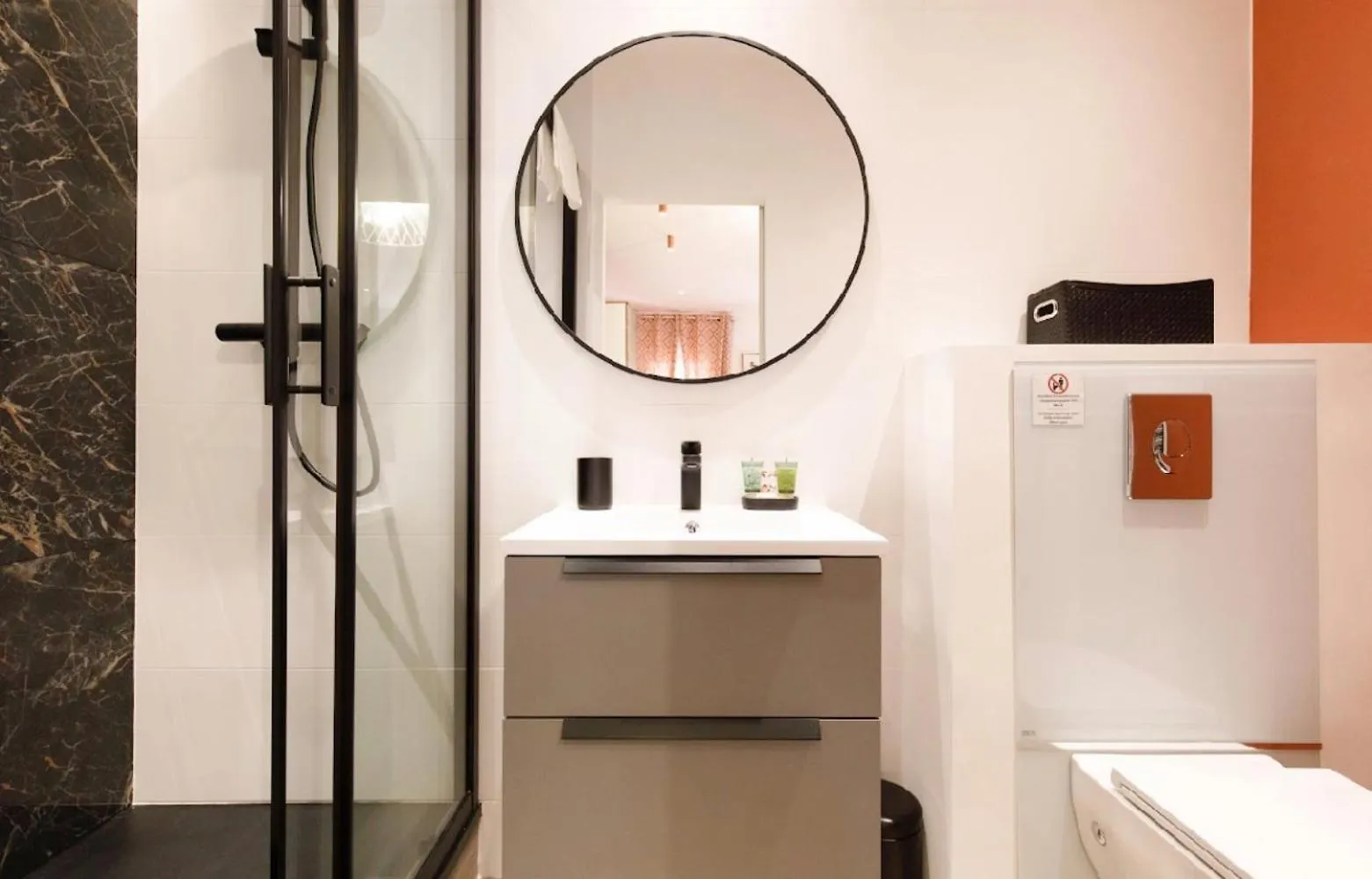Apartment Studio Orange, Hypercentre A 2Minutes Du Palais Des Congres Cannes